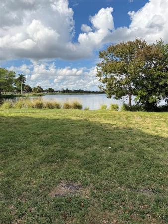 2286 Lake Osborne Dr ##16, Lake Worth, Florida 33461, image 1