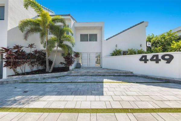 Golden Isles Estates, 449 Holiday Dr, Hallandale Beach, Florida 33009, image 2