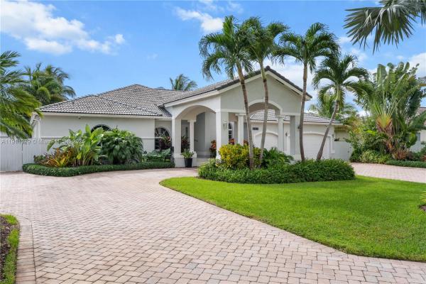 13102 SW 185th Ter, Miami, Florida 33177, image 1