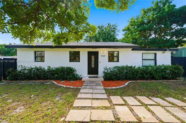 Collier Manor, 1464 NE 28th St, Pompano Beach, Florida 33064, image 1