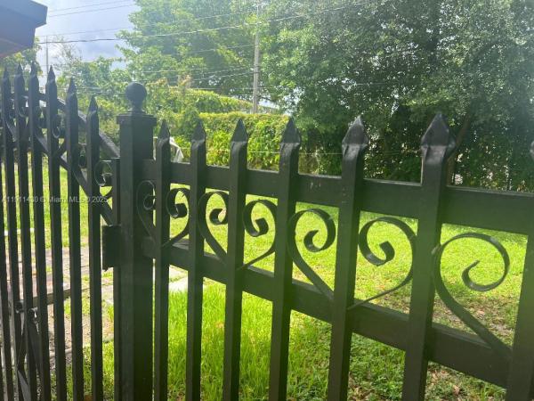 Anderson Heights, 8420 NW 33rd Ave, West Little River, Florida 33147, image 2