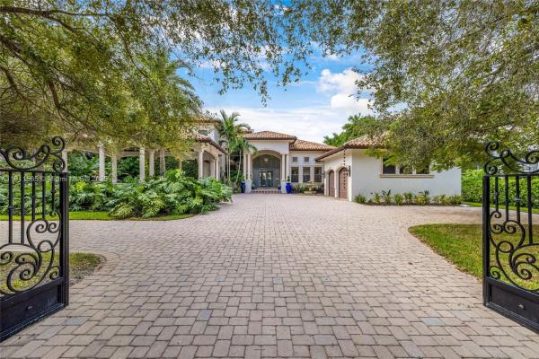 Sudlow Park, 7030 SW 72nd Ct, Glenvar Heights, Florida 33143, image 3