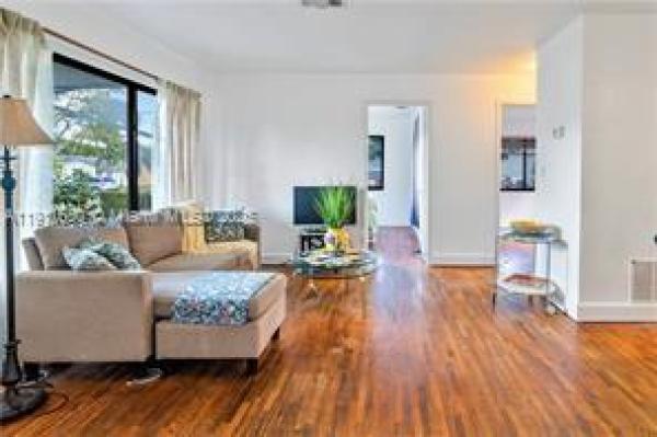 Linwood Gardens, 6470 Mcclellan St, Hollywood, Florida 33024, image 3