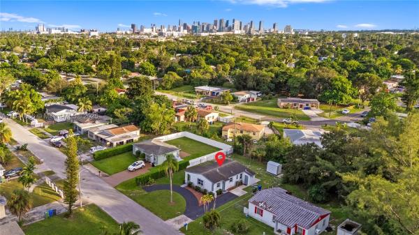 Lauderdale Manors, 1700 NW 13th St, Fort Lauderdale, Florida 33311, image 2