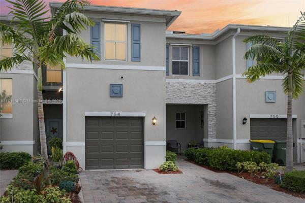 754 SE 19th St, Homestead, Florida 33034, image 1