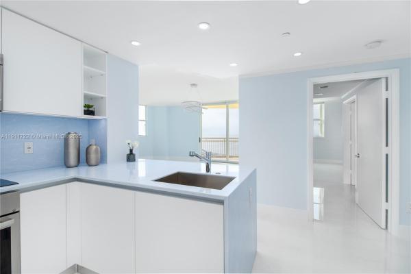 The Metropolitan, 2475 Brickell Ave #1907, Miami, Florida 33129, image 1