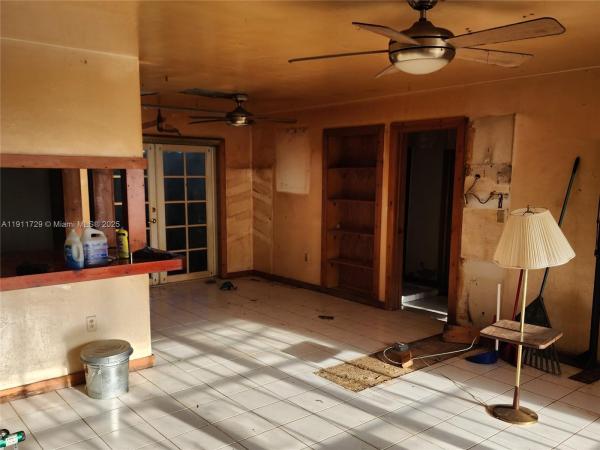Fairway Park, 16310 SW 99th Ave, Palmetto Estates, Florida 33157, image 2