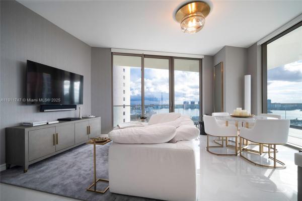 Residences By Armani Casa, 18975 Collins Ave #1705, Sunny Isles Beach, Florida 33160, image 2