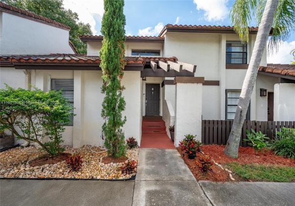 11339 SW 132nd Pl #75-3, Unincorporated Dade County, Florida 33186, image 1