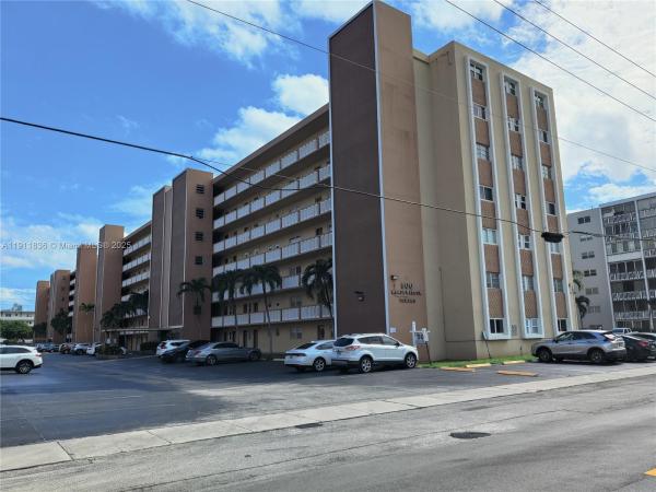 Meadowbrook Towers, 500 NE 12th Ave #102, Hallandale Beach, Florida 33009, image 1