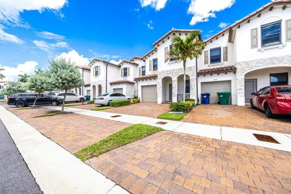 Corsica, 11953 SW 245th Ter, Princeton, Florida 33032, image 2