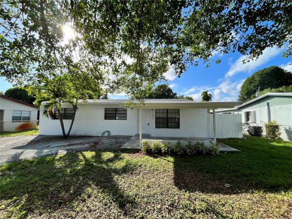 Royal Palms Park, 2031 NW 30th Ave #2031, Fort Lauderdale, Florida 33311, image 1