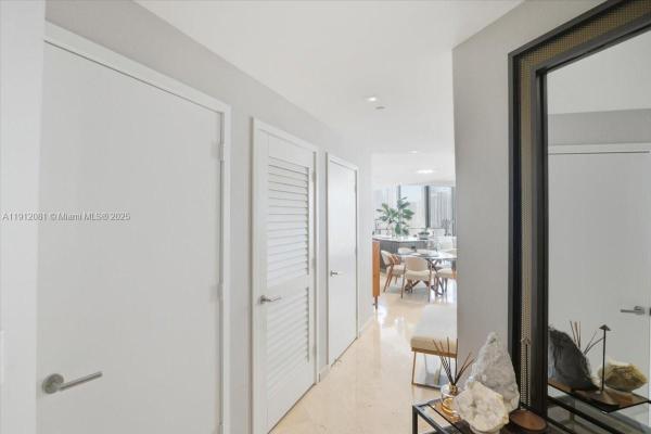 Rise Brickell City Centre, 88 SW 7th St #1111, Miami, Florida 33130, image 1