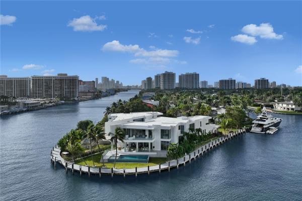 Golden Isles, 501 Palm Dr, Hallandale Beach, Florida 33009, image 1
