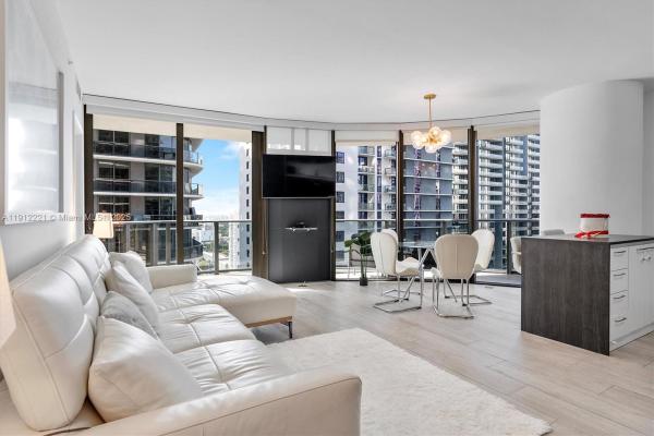 Brickell Heights East, 45 SW 9th St #1908, Miami, Florida 33130, image 1