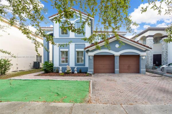 8920 NW 180th Ter, Hialeah, Florida 33018, image 1