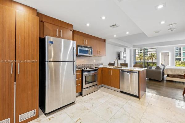 Harbour House, 10275 Collins Ave #402, Bal Harbour, Florida 33154, image 3
