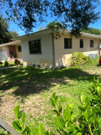 8835 NE 9th Ct, Miami, Florida 33138, image 3