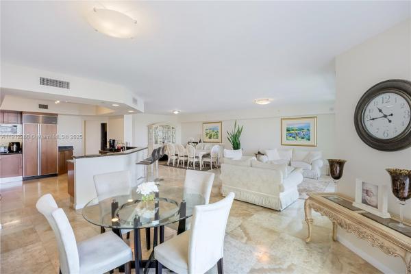 The Peninsula 2, 3301 NE 183rd St #1607, Aventura, Florida 33160, image 2