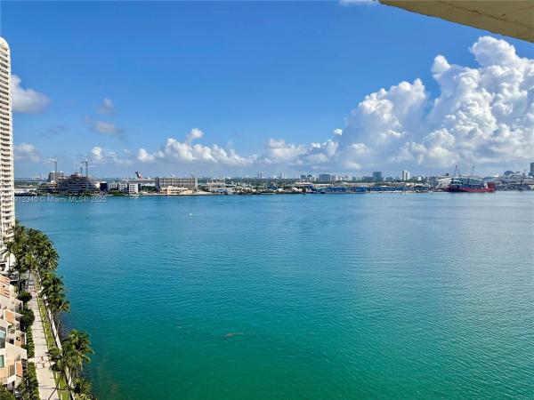 Isola, 770 Claughton Island Dr #1715, Miami, Florida 33131, image 1