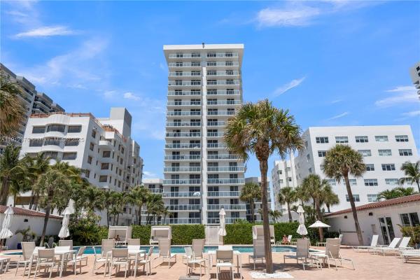 The Royal Club, 2457 Collins Ave #201, Miami Beach, Florida 33140, image 1