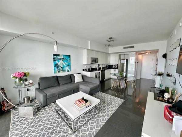Mint At Riverfront, 92 SW 3rd St #4107, Miami, Florida 33130, image 1