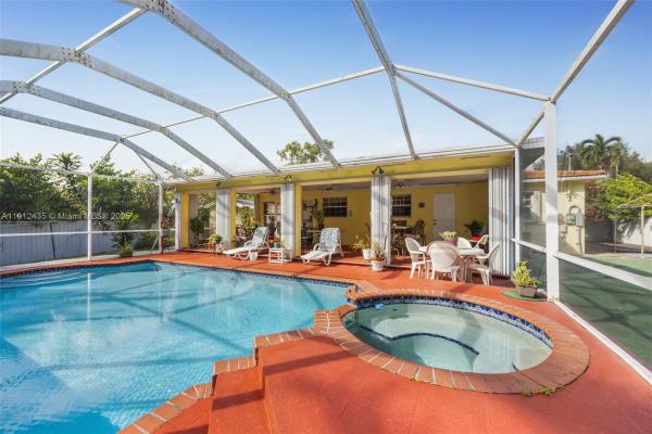 Schenley Park, 5936 SW 29th St, Coral Terrace, Florida 33155, image 3