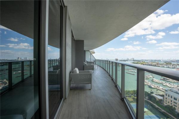 Aria On The Bay, 488 NE 18th St #2210, Miami, Florida 33132, image 1