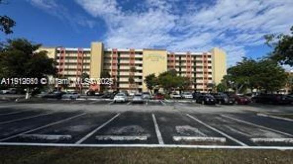 Castillian Club, 9455 W Flagler St #C205, Fountainebleau, Florida 33174, image 1