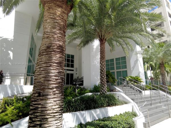 The Plaza On Brickell East, 950 Brickell Bay Dr #5404, Miami, Florida 33131, image 1