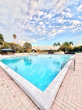 The Manors Of Inverrary, 4160 Inverrary Dr #204, Lauderhill, Florida 33319, image 1