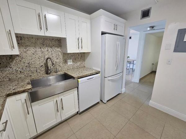 Wilshire, 1200 NE Miami Gardens Dr #710W, Ojus, Florida 33179, image 2