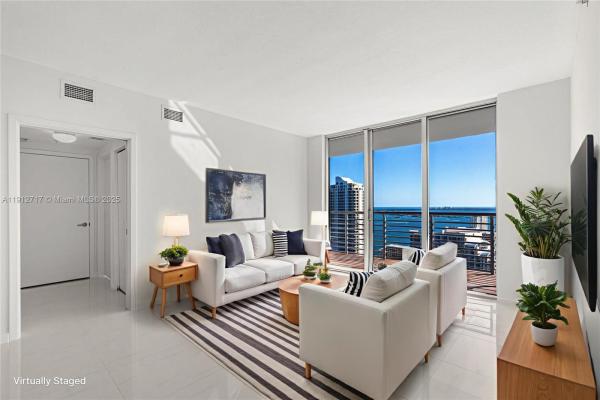 One Miami East, 335 S Biscayne Blvd #4105, Miami, Florida 33131, image 2