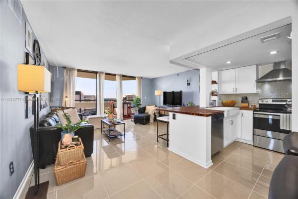 Gables Park Tower, 911 E Ponce De Leon Blvd #1503, Coral Gables, Florida 33134, image 2