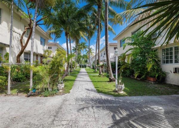 Marseilles, 1197 Marseille Dr #12, Miami Beach, Florida 33141, image 2