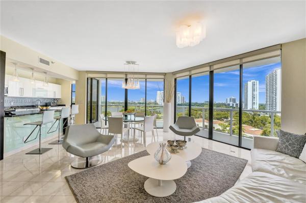Hamptons West, 20281 E Country Club Dr #607, Aventura, Florida 33180, image 1