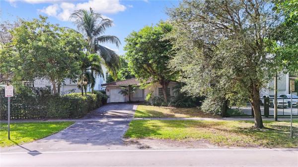 5210 Sunset Dr #, Miami, Florida 33143, image 1