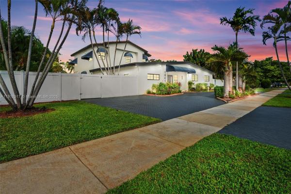 1841 NE 196th Ter, Miami, Florida 33179, image 1