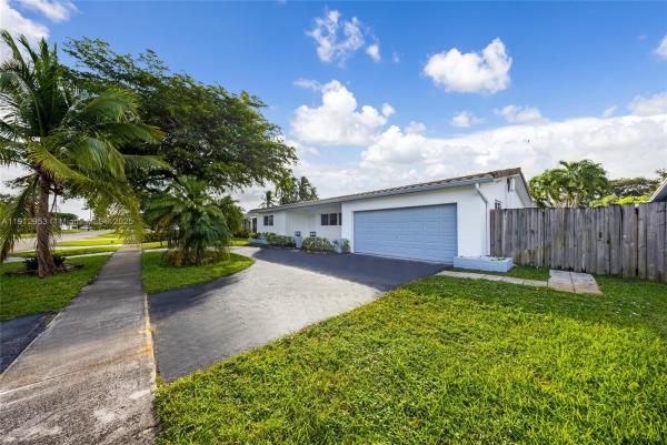 Hollywood Hills, 4500 Monroe St, Hollywood, Florida 33021, image 1
