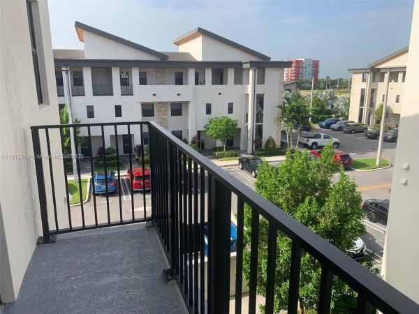 Highland At Park Central, 10443 NW 82nd St #31, Doral, Florida 33178, image 1