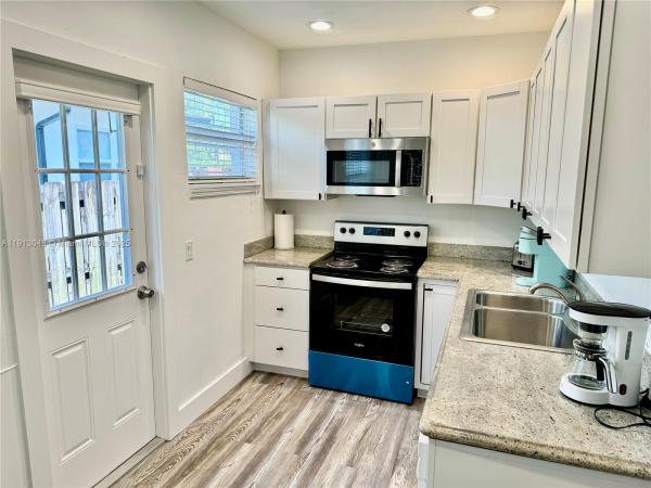 Victoria Park, 301 NE 15th Ave #1, Fort Lauderdale, Florida 33301, image 1