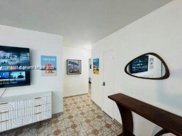 Arcadia House, 650 Pennsylvania Ave #1, Miami Beach, Florida 33139, image 2