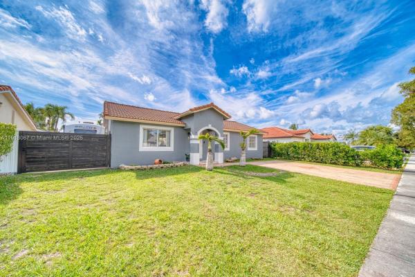 12542 SW 223rd St, Miami, Florida 33170, image 1