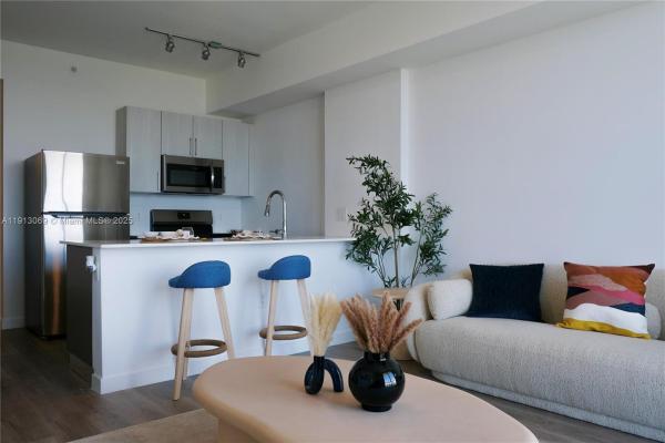 Uni Tower, 1642 NE 17th St #1010, Miami, Florida 33132, image 1