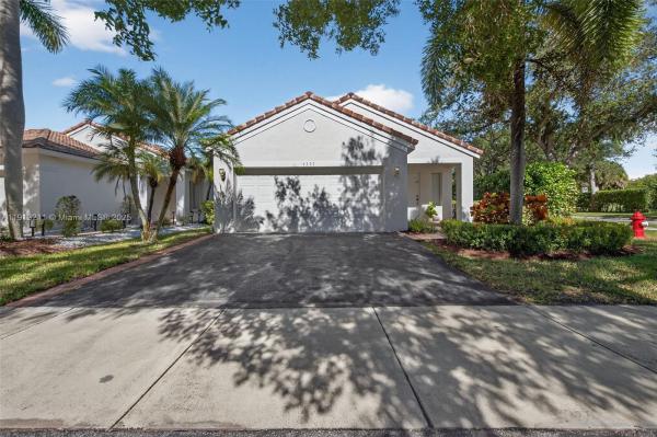 Magnolia Ridge, 4357 Magnolia Ridge Dr, Weston, Florida 33331, image 2