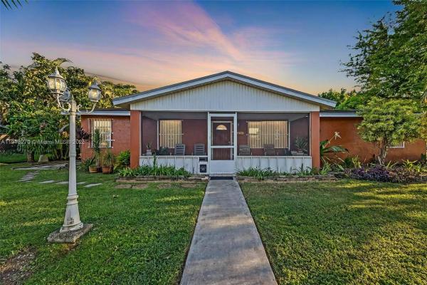 Avocado Villas, 1798 SW 4th St, Homestead, Florida 33030, image 2