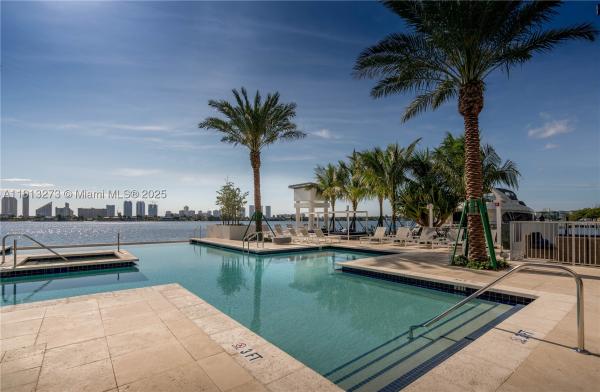 North Tower At Marina Palms, 17301 Biscayne Blvd #811, North Miami Beach, Florida 33160, image 1
