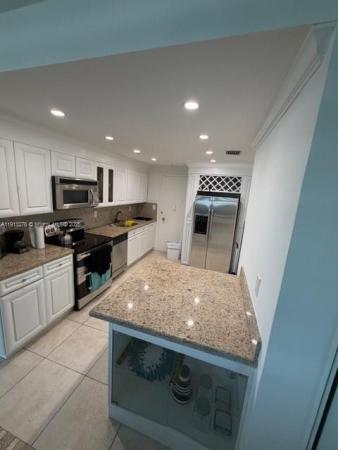 Crystal House, 5055 Collins Ave #9A, Miami Beach, Florida 33140, image 2