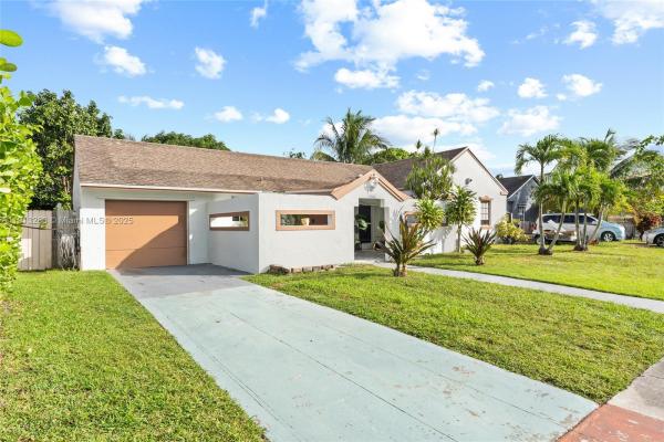 Hainlin Mill Estates, 12535 SW 219th St, Goulds, Florida 33170, image 3