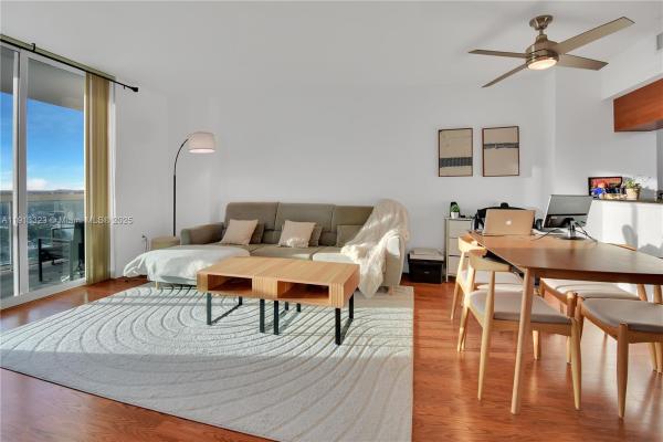 1800 Club, 1800 N Bayshore Dr #2604, Miami, Florida 33132, image 2